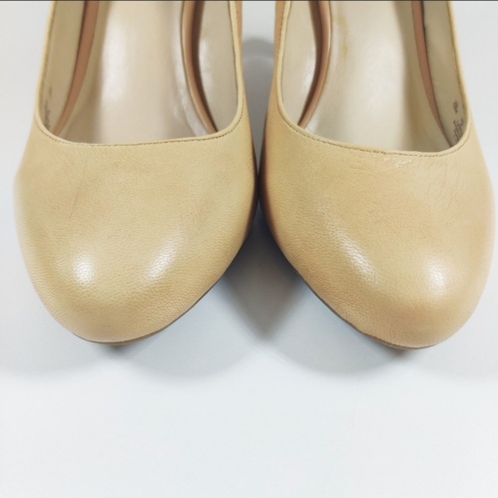 Franco Sarto heels pumps tan nude leather